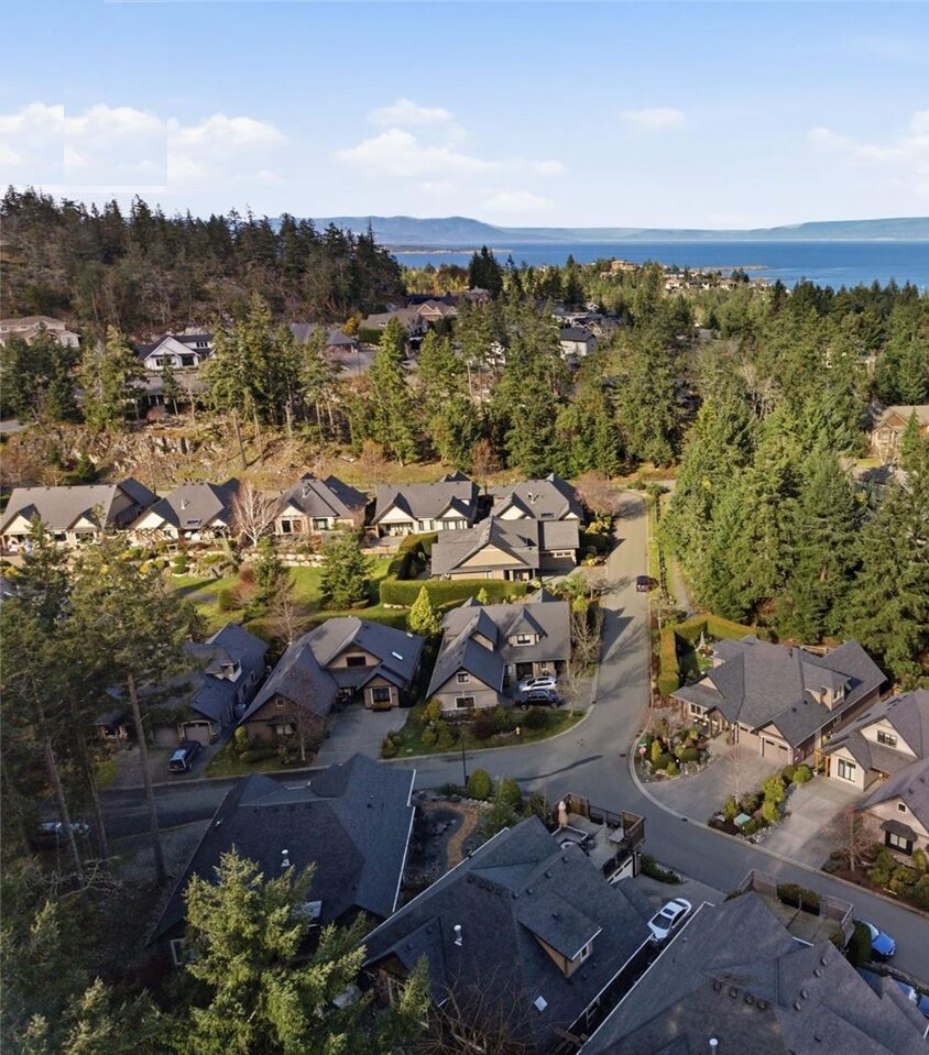 Nanoose-Bay-Landscaping-Why-we-Love-Living-and-Working-in-Nanoose-Bay Best Place to Live