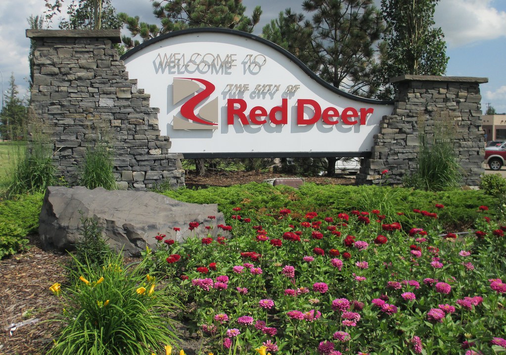 Red-Deer-Landscaping-Why-we-Love-Living-and-Working-in-Red-Deer