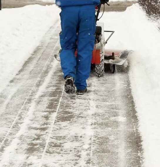 Maple-Ridge-Snow-Removal-Services-Maple-Ridge Greenlii Snow Removal Services