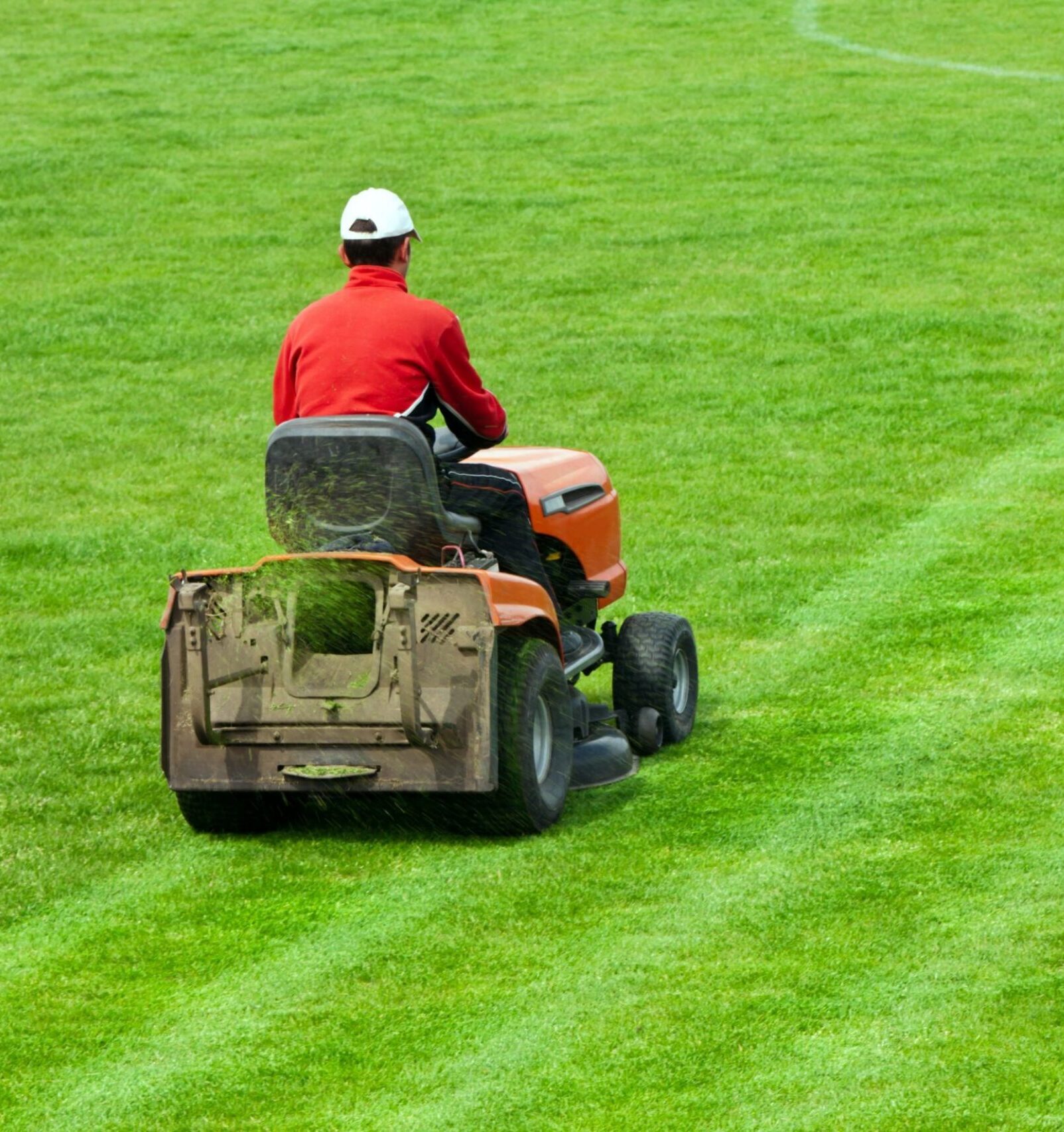 North-Vancouver-Lawn-Mowing-Services-North-Vancouver Greenlii Mowing Services